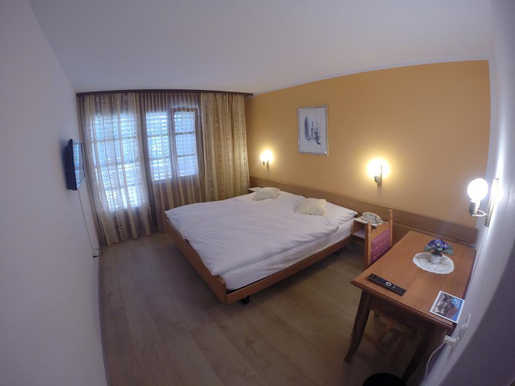 Gasthof Buehl Schwarzenburg Kamer foto